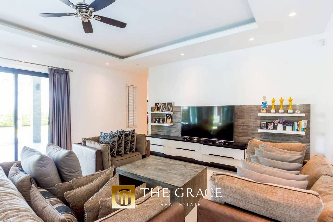 LINE_ALBUM_The Clouds 1 Plot 1 for rent 85k_251121_27