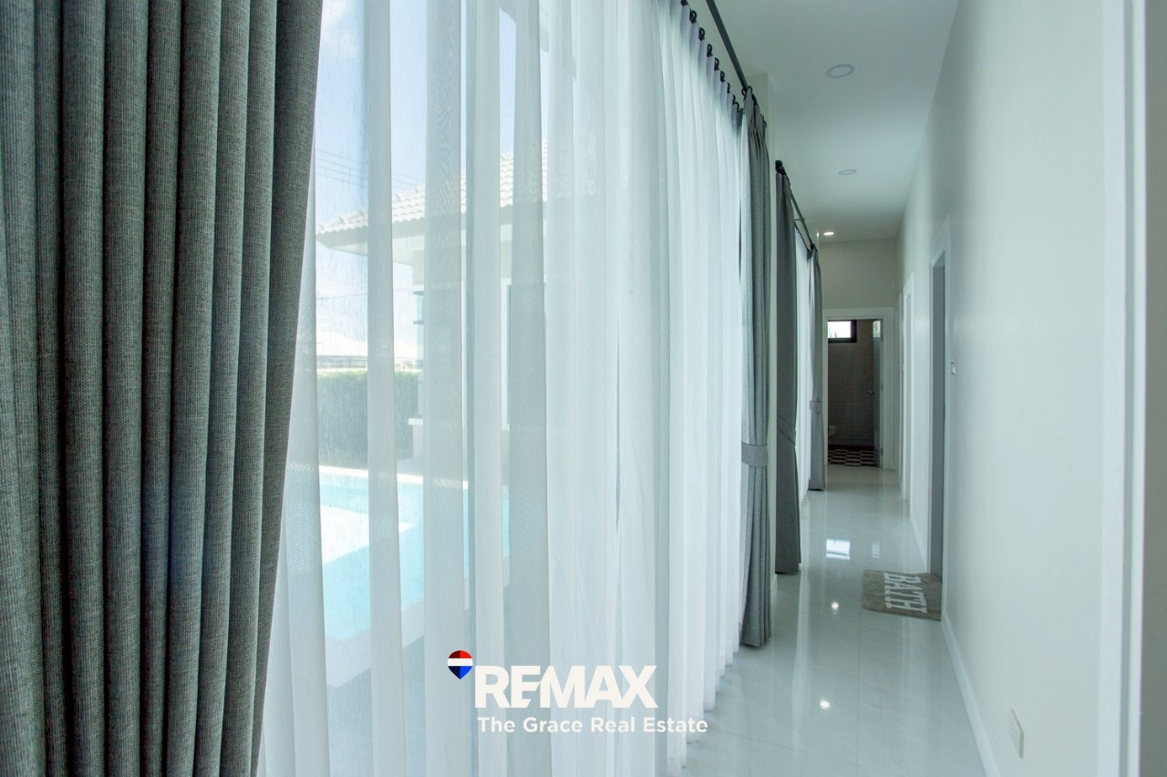 LINE_ALBUM_5031 ad_250830_16