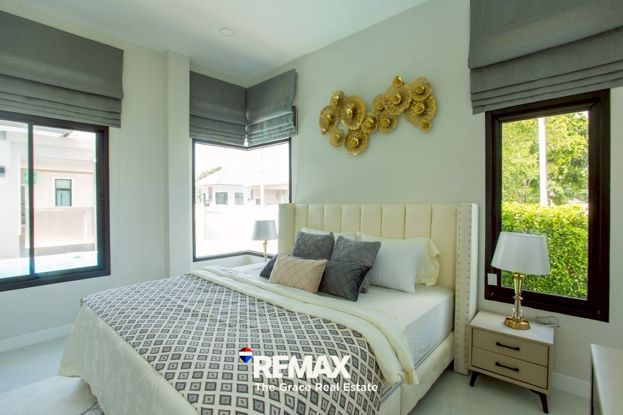 LINE_ALBUM_5031 ad_250830_6