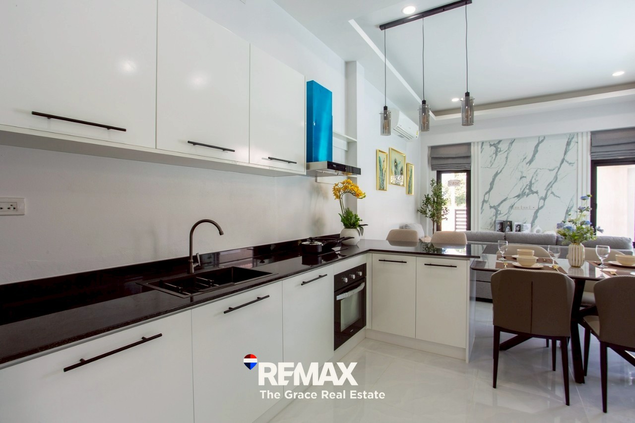 LINE_ALBUM_5032 ad_250830_21